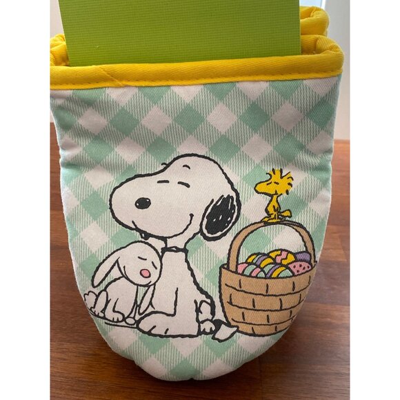 Easter Peanuts Snoopy Woodstock 2 pack mini Mitts cooking oven NEW - Picture 3 of 7